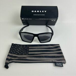 Oakley OO9397 Targetline Matte Black Flag Pouch